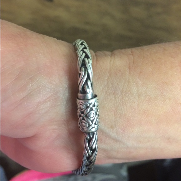 Bracelet and a ring - Picture 3 of 3